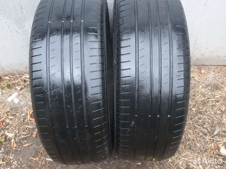 Yokohama BluEarth AE50 215/65 R16