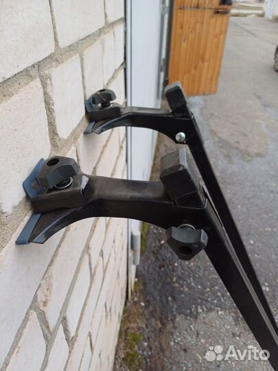 Рейлинги на крышу на водостоки