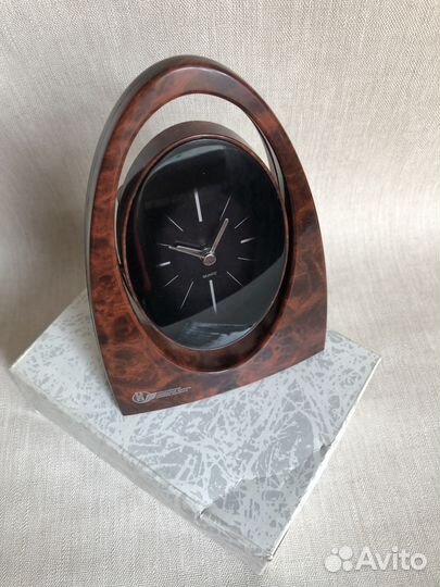 Часы настольные. Новые