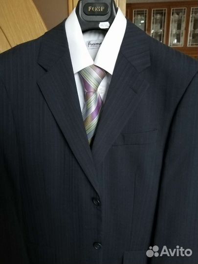 Костюм мужской, очень красивый