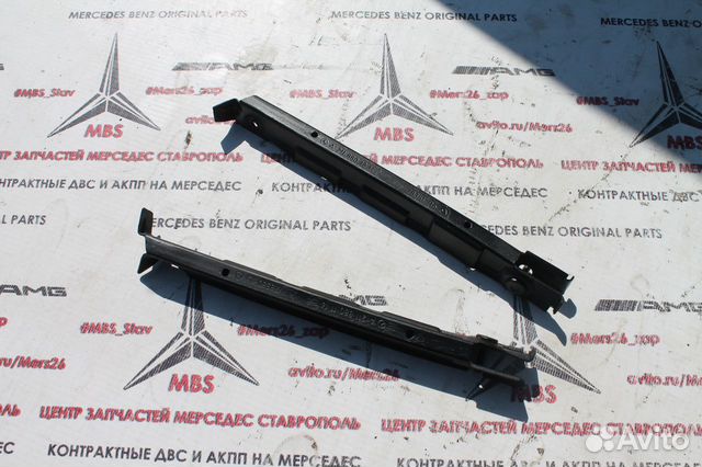Кронштейн переднего бампера Mercedes w211