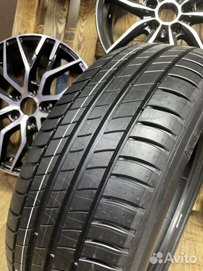 Michelin Primacy 3 245/40 R19 98Y