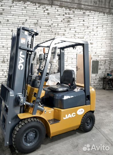 Вилочный погрузчик JAC CPCD15, 2023