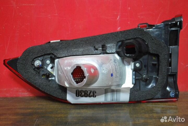 Фонарь внутренний задний левый Mazda 6 Gj