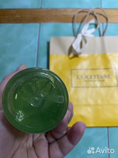 Loccitane очищающий гель с чабрецом и огурцом