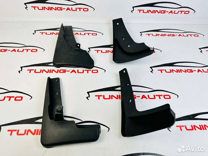 Брызговики Nissan X-Trail (T 31 ) B1677