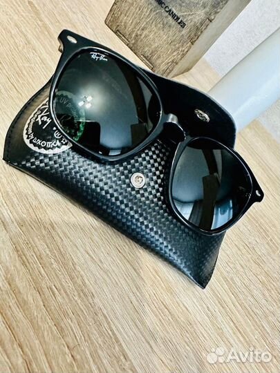 Солнцезащитные очки ray ban