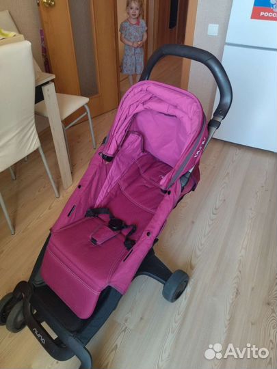 Прогулочная коляска nuna