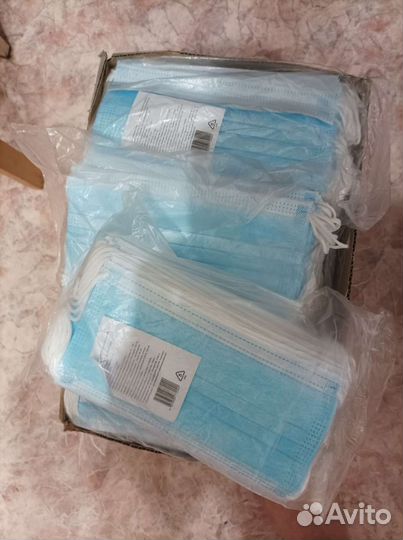 Маска одноразовая медицинская