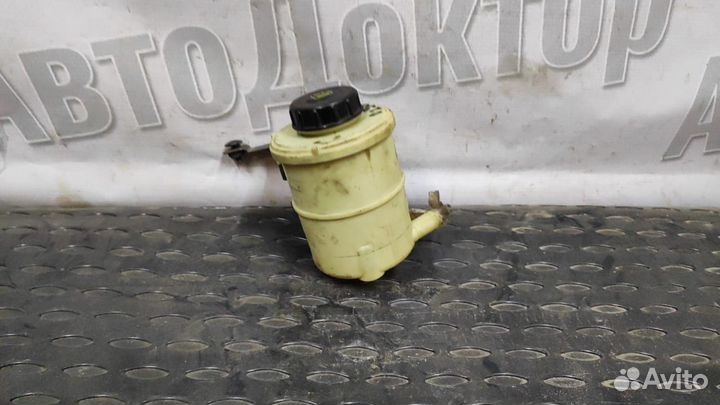 Бачок гур Nissan Almera G15 Renault Logan