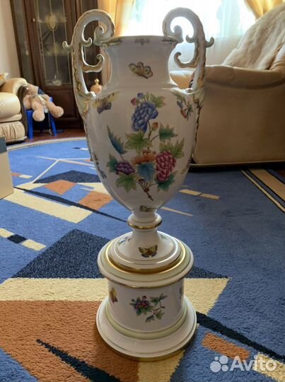 Продаётся ваза ручной работы