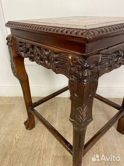 Столик в стиле Шинуазри