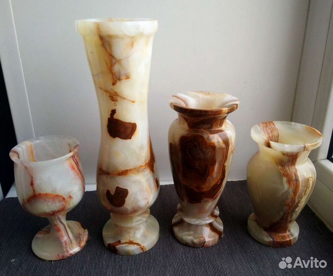 Вазы из оникса