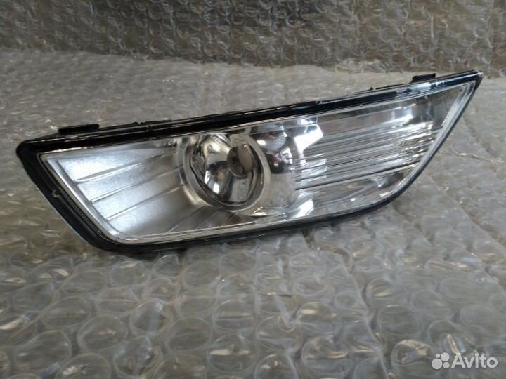 Фара противотуманная передняя левая Ford Mondeo