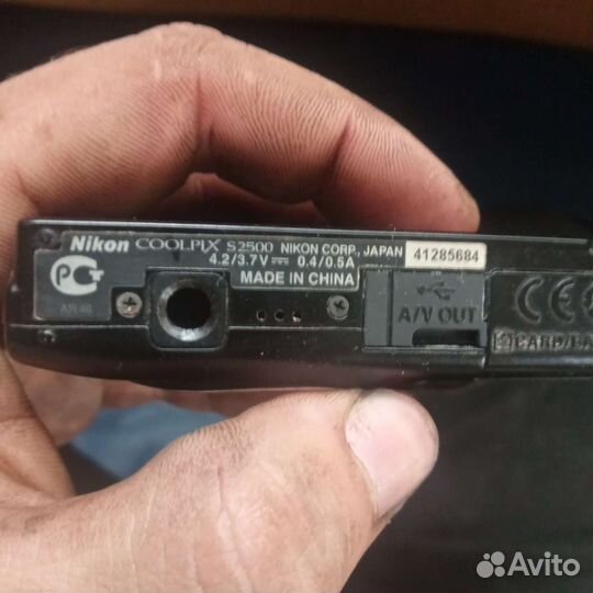 Компактный фотоаппарат Nikon s2500
