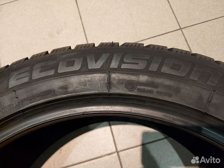 Ovation EcoVision W-686 285/45 R22 114T