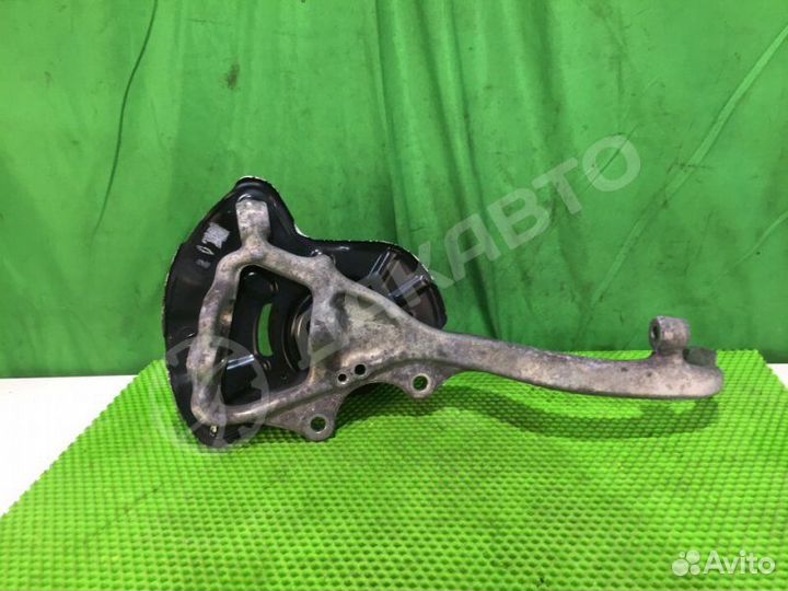 Поворотный кулак правый Mercedes-Benz S W221