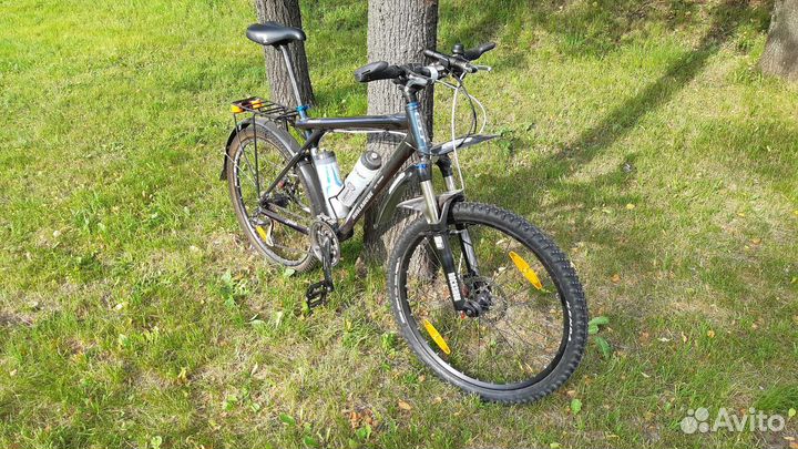 Велосипед горный туристический GT, 26