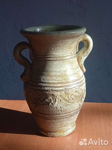 Винтажный глиняный кувшин