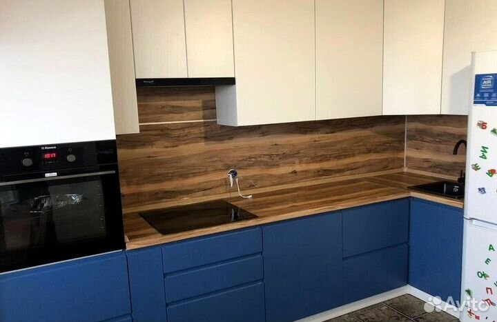 Кухонный гарнитур угловой в потолок на заказ