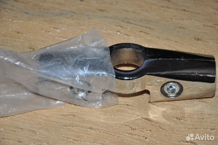 Мебельная фурнитура для труб хром