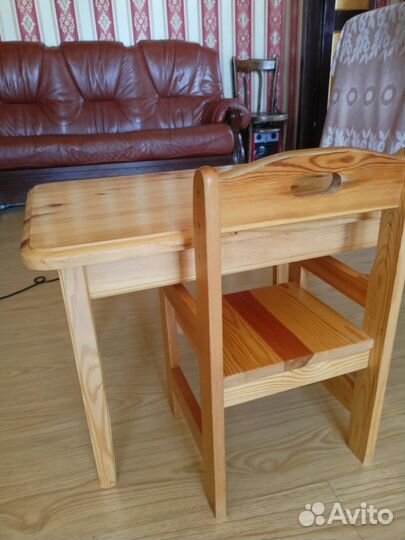 Детский стол и стул