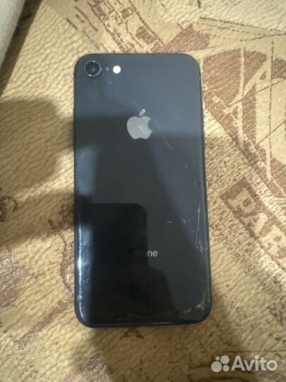 iPhone 8, 64 ГБ