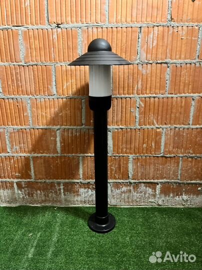 Светильник уличный садовый на столбе