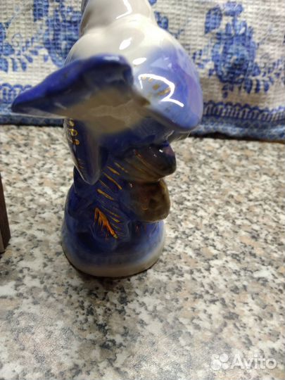 Статуэтка птичка синичка