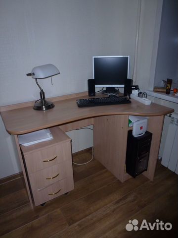 Компьютерный стол