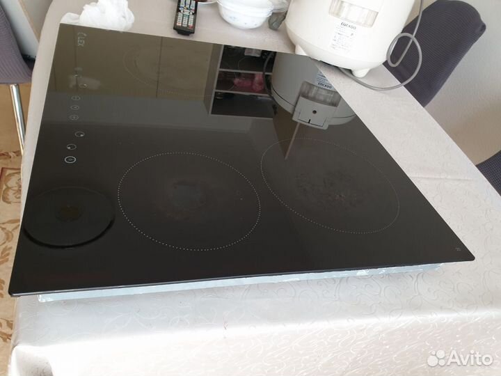 Электрическая варочная панель LEX EVH 640 BL