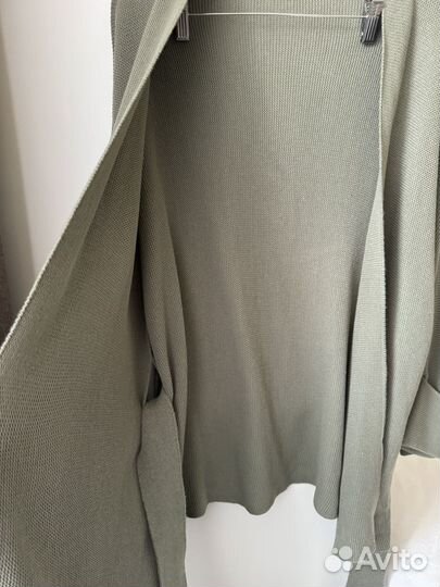 Костюм женский 44 новый