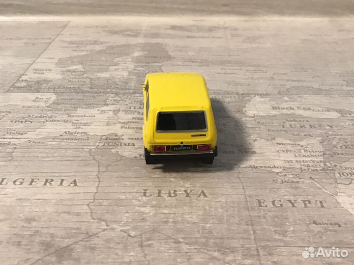 Модель автомобиля Ваз 2121 (нива) от деагостини