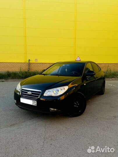 Инструктор по вождению на МКПП