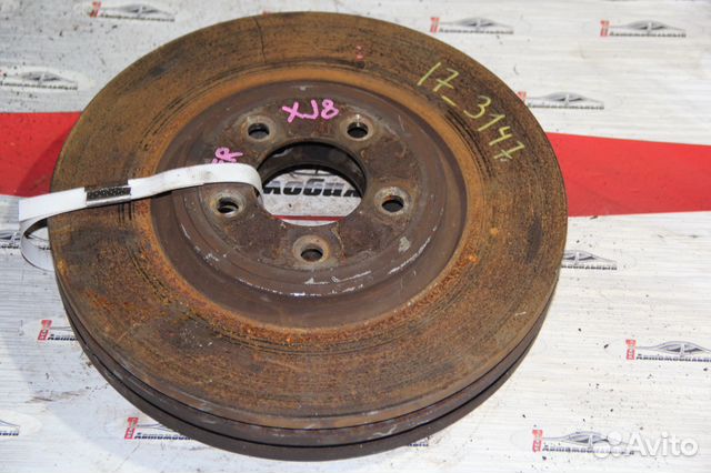 Тормозной диск перед c Jaguar XJ X350 AJ34