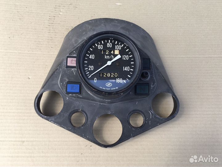 Панель приборов и спидометр урал