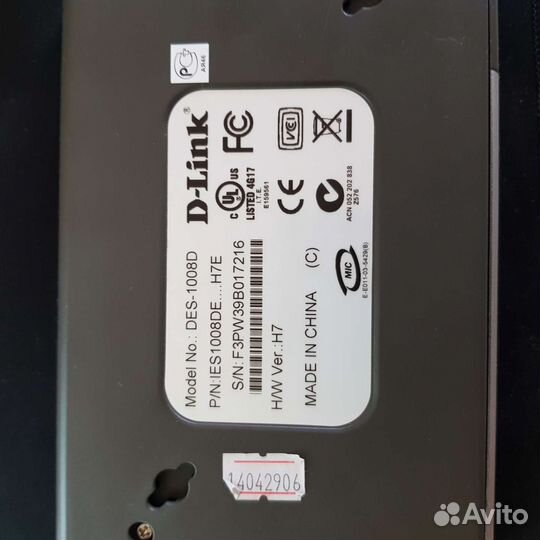 Коммутатор D-Llink DES-1008D на 8 портов