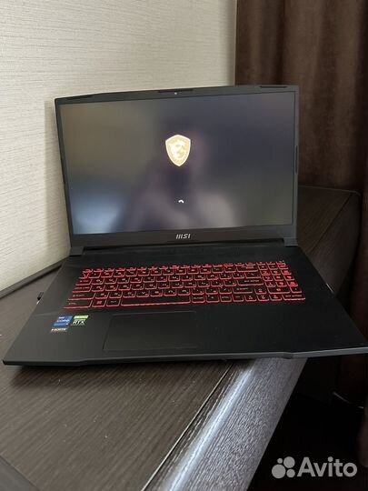 Игровой ноутбук msi katana GF76 12ugso-658RU