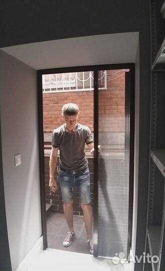 Сетка на окно раздвижная москитная плиссе