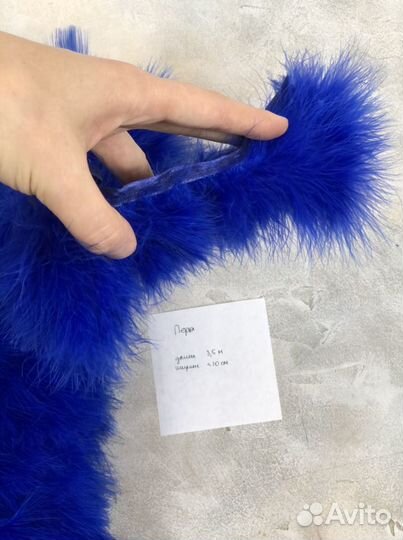 Перья для бального костюма, отрез ткани, салфетки