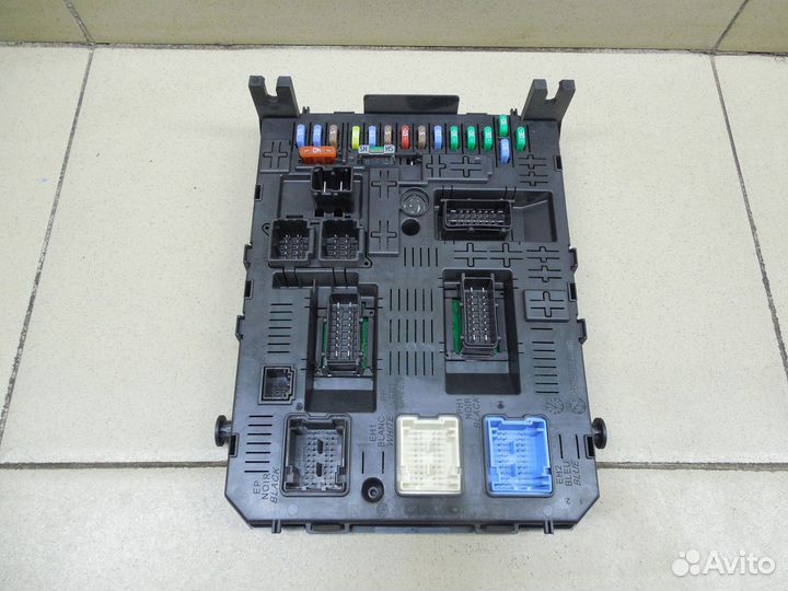 Блок предохранителей 408 2012