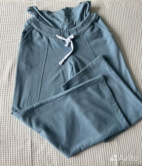 Костюм для беременных и кормящих