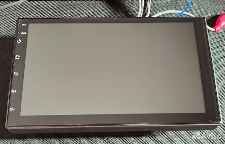 Магнитола с экраном