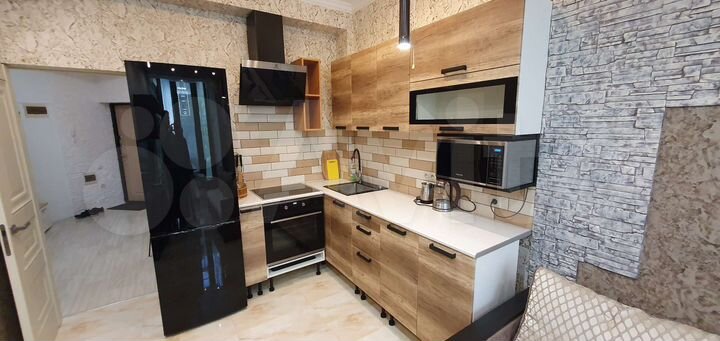 2-к. квартира, 58 м², 2/11 эт.