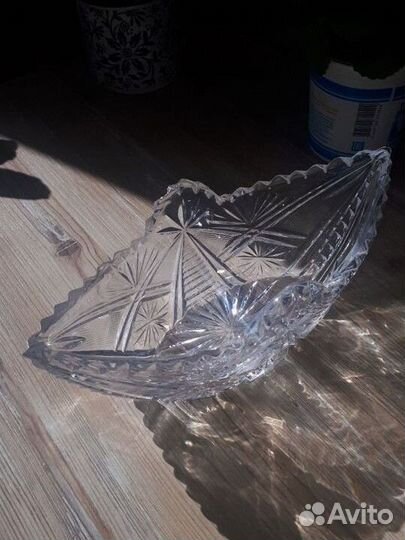 Хрустальная ваза