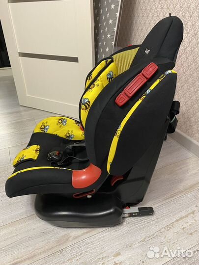 Автомобильное детское кресло с isofix Siger