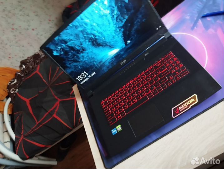 Ноутбук msi gf76 katana