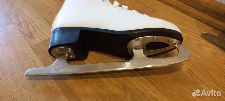 Коньки 38 размер