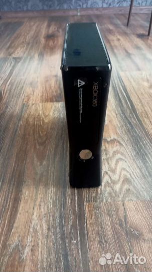 Xbox 360 slim не прошитый