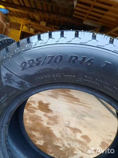 Matador MP 50 Sibir Ice 2 225/70 R16